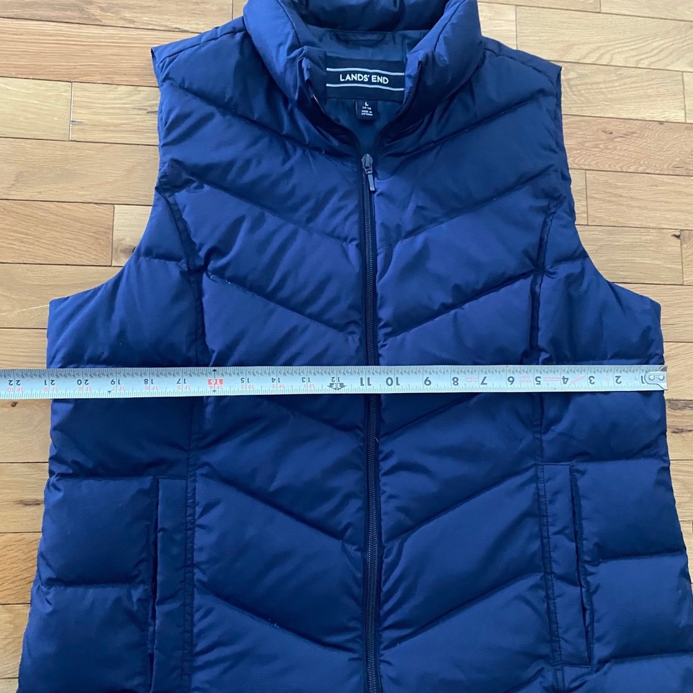 Lands End Navy Blue Puffer Vest Womens Large Chevron Quilted Full Zip Sleeveless - Picture 4 of 5